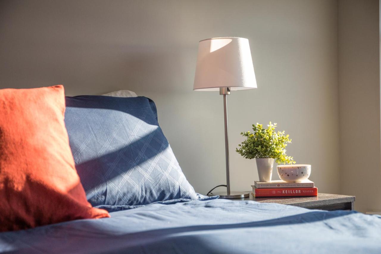Uptown 1 Bedroom Apt With Balcony By Frontdesk Apartamento *